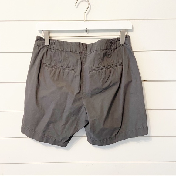 J.Crew | Gray Cotton Shorts Size 4 - Picture 2 of 7